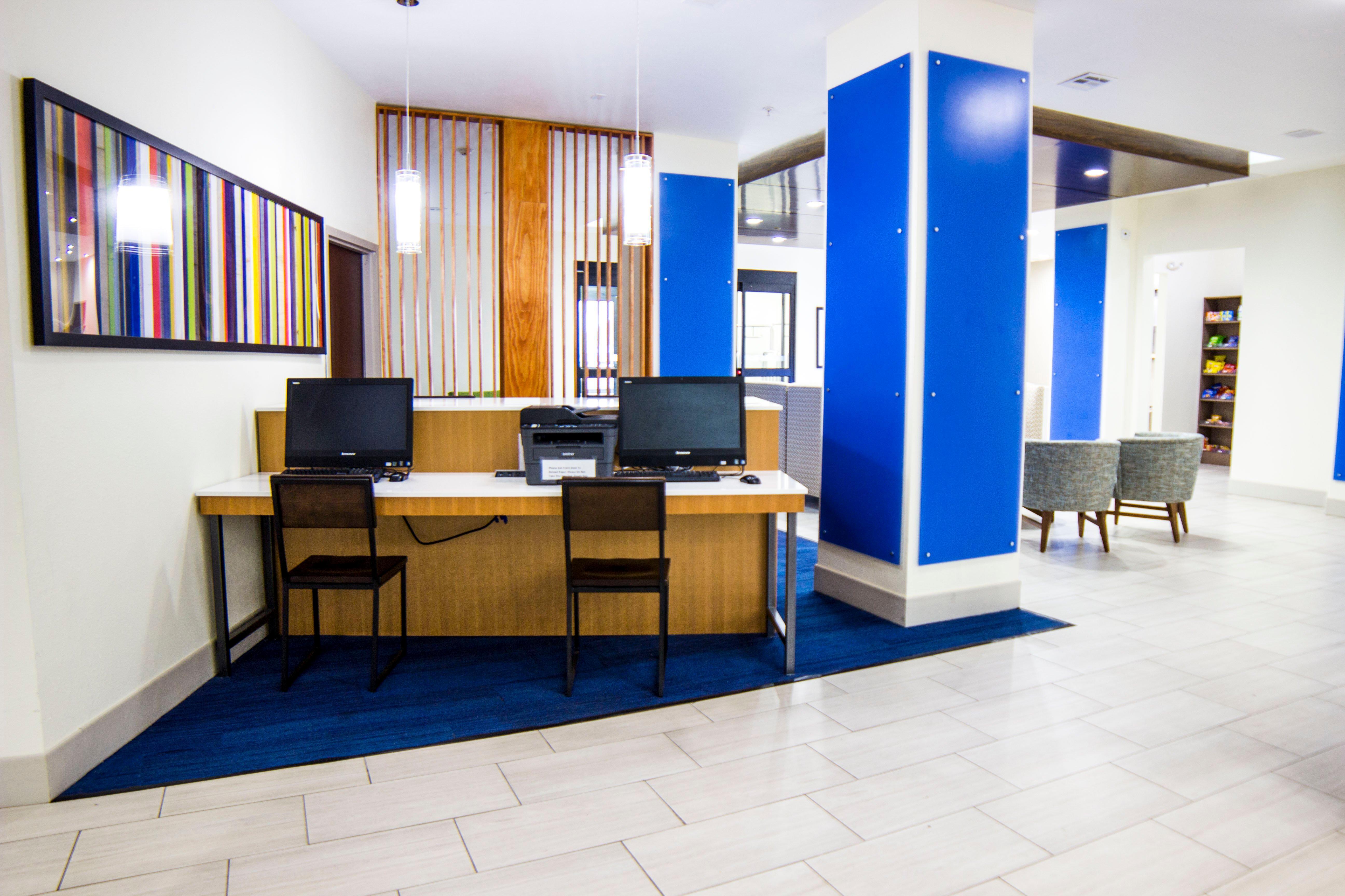 Holiday Inn Express Seguin By Ihg Exterior foto