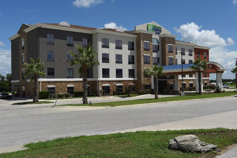 Holiday Inn Express Seguin By Ihg Exterior foto